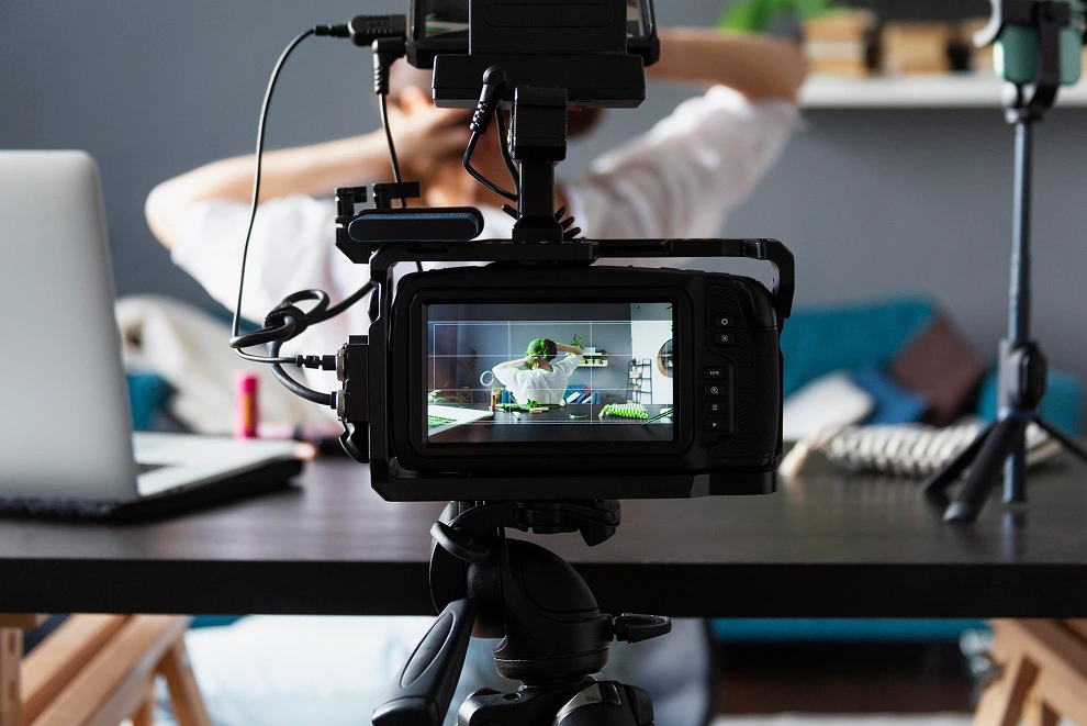 Aufgestellte Kamera während eines Videodrehs mit Digital Marketing Müller